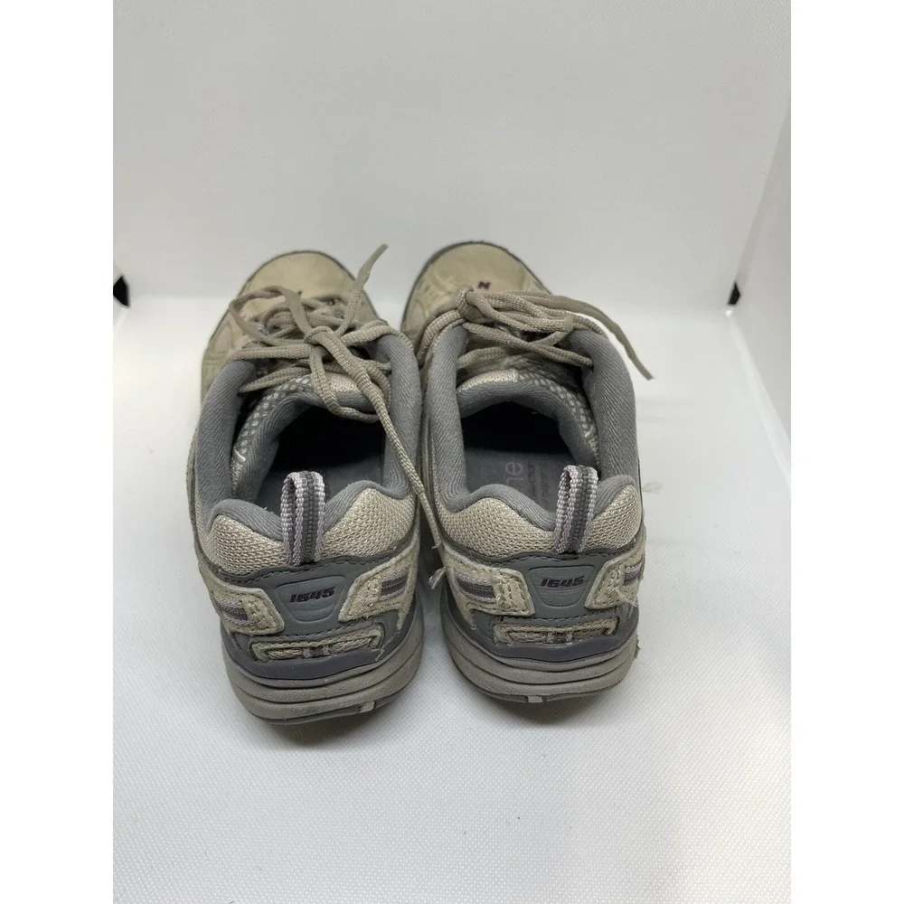 NEW BALANCE 1645 Rock and Tone Walking Shoes Beige/Gray Womens Size 7.5